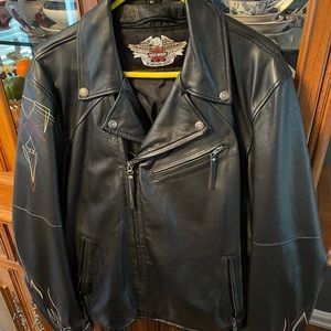 HD MEN’S LEATHER JACKET